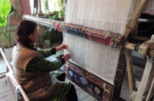 Azərbaycanın rayonlarında xalça sexləri tikilir