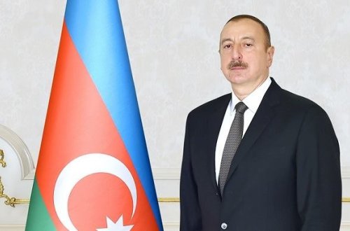 Prezident Bakıda ilk sosial binanın təməlini qoydu