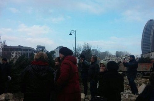 FHN “Araz” hotelinin söküntüsü zamanı divarın uçmasını təkzib edib — YENİLƏNİB + FOTO