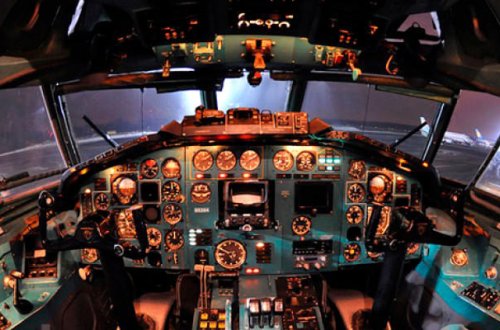 Qəzaya uğrayan Rusiya təyyarəsi ilə son əlaqə anları - AUDİOYAZI