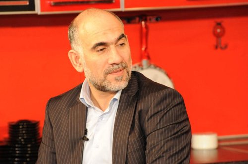 Tanınmış meyxanaçı 