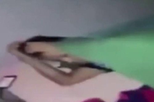 Arvadını evdə məşuqu ilə tutan şəxs silaha əl atdı - VİDEO