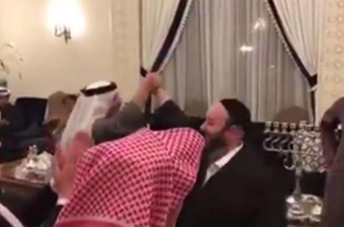 Bu video ərəbləri şoka saldı: “Təhqiredici və abırsız...” – VİDEO