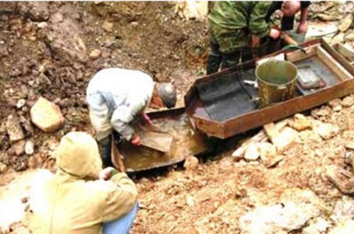 Salyanda DƏHŞƏT: 26 yaşlı oğlanı öldürüb üzərində hamam tikdilər