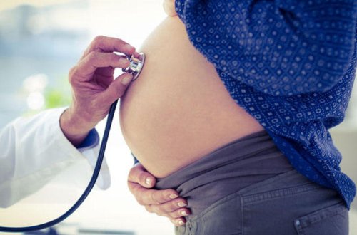 Süni mayalanma mərkəzində rüsvayçılıq: 26 qadın yad kişidən hamilə qaldı