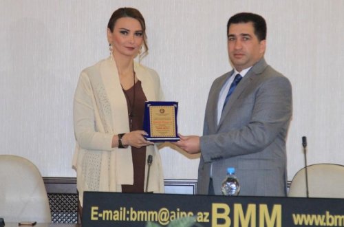 “QIZIL BUTA” mükafatının təqdimatı keçirildi-FOTOLAR