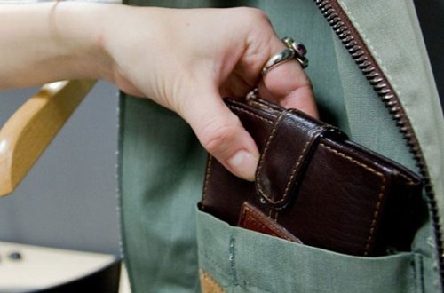 Qazaxda cibgir qadın tutuldu