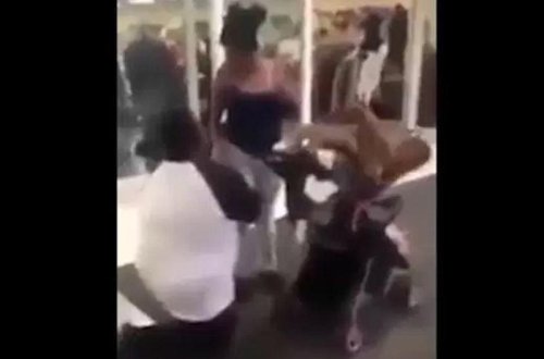 Qaş düzəldən yerdə göz çıxartdı - VİDEO