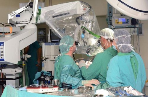 22 yaşlı gənc qız çəkisini azaltmaq istədi - ƏMƏLİYYAT STOLUNDA KEÇİNDİ - FOTO