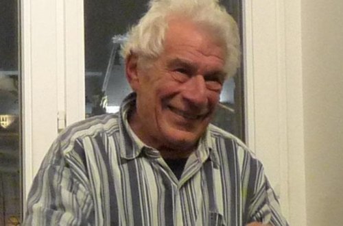 Dünya şöhrətli yazıçı vəfat etdi