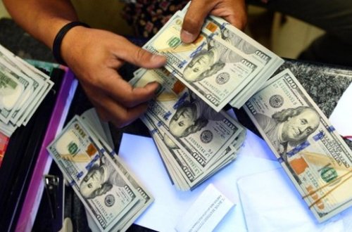 Dolların bu günə olan məzənnəsi hərkəsi ŞOK etdi: 3.04...