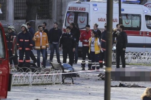 Məşhur futbolçunun anası: “Oğlumun Türkiyədən ayrılması üçün hər gün dua edirəm”