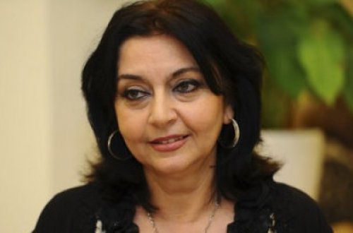 Həmidə Ömərova: Ağabəy Sultanovun verdiyi dərmanlar anamı dəli etdi…