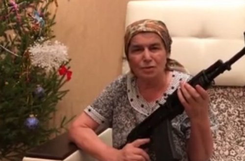 Azərbaycanlı qadın xalqı təhqir edən deputata: 