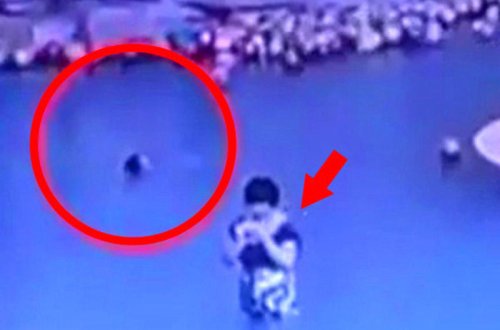 Ananın başı telefona qarışdı, oğlu boğuldu - VİDEO