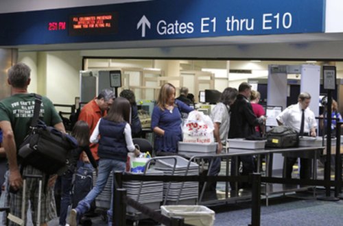 ABŞ-da hava limanında atışma — 5 ölü, 10 yaralı + VİDEO