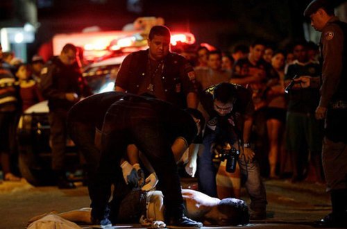 Həbsxanada dəhşət: məhbusların başları kəsildi, şaqqalandılar - FOTOLAR