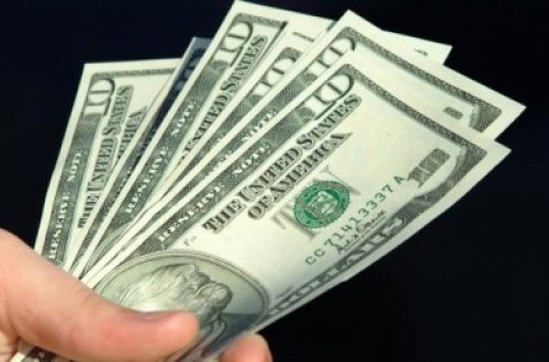 Gəncə sakininin evindən 2000 dollar və qızıl oğurlayan şəxs tutulub