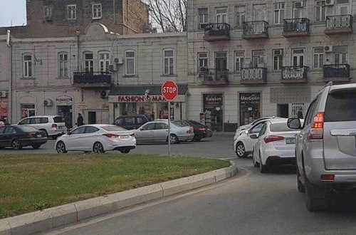 Bu dairədə hərəkət dəyişdi: Bilməyənləri 60 manat cərimə gözləyir – VİDEO