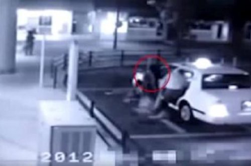  DƏHŞƏTLİ VİDEO ! Ölən qızın kabusu taksiyə mindi