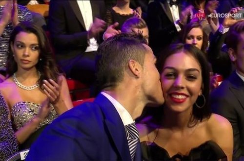 Kriştiano Ronaldo yeni sevgilisi və oğlu ilə – FOTO