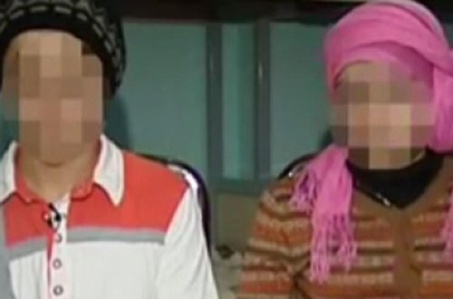 Ata iki övladını evdən didərgin salıb — Yeniyetmələrin məşəqqətli həyatı