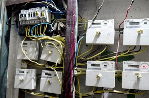 İşıq qəbzi azərbaycanlı məşhuru şoka saldı - FOTOLAR