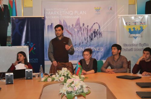 Gənclərin biznes quruculuğuna dəstək təlimləri başladı- FOTOLAR