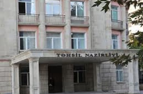 Mikayıl Cabbarov da Misir Mərdanovun yolunu gedir: NAZİRLİKDƏ QOHUMBAZLIQ