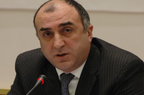 Elmar Məmmədyarov BƏƏ-nin XİN başçısına başsağlığı verib