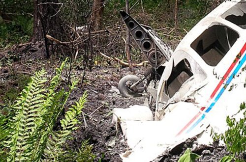 Dünyanın ən kasıb ölkəsində təyyarə düşdü - 1 milyonluq qızıl daşıyırmış