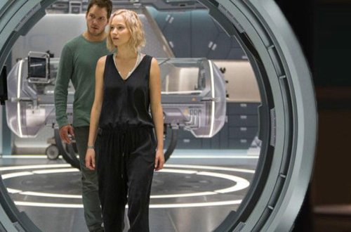 İYRƏNC HƏRƏKƏT! Aktrisa təbii ehtiyacını dənizdə ödədi- FOTO