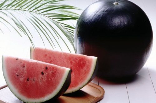 Bu qarpızın qiyməti 4,7 milyon dollardır - FOTOLAR