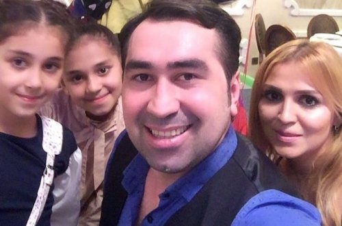 Boşandığı həyat yoldaşı ilə yenidən barışan Eltonun xoşbəxt ailə FOTOLARI