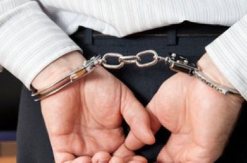 Azərbaycan külli miqdarda mənimsəmədə ittiham olunan şəxsi İrana təhvil verib