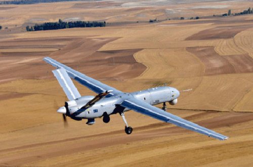 İranda pilotsuz uçuş aparatı vuruldu