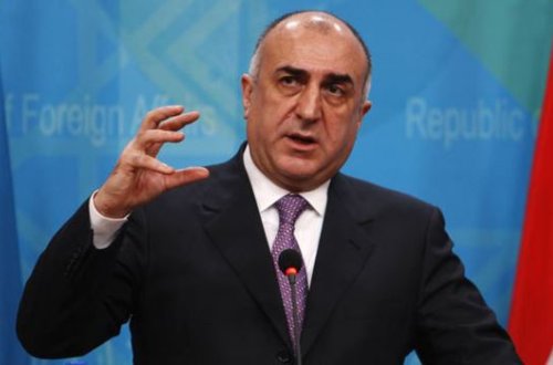 Elmar Məmmədyarov Malayziyaya yola düşüb