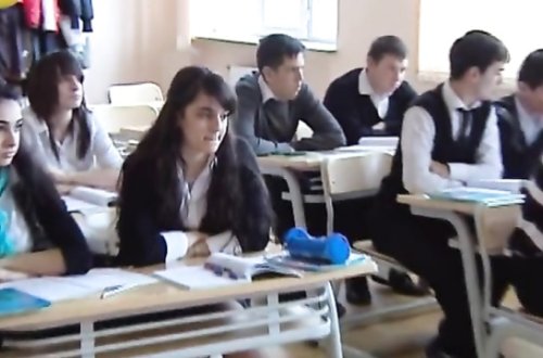 Biləsuvarda müəllim dərsdə öldü - Səbəb