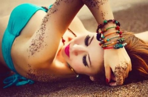 Müəllimliyi buraxdı, model oldu - FOTOSESSİYA