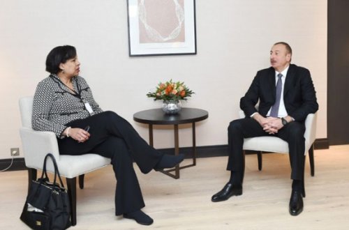 Prezident İlham Əliyev “Microsoft” şirkətinin korporativ vitse-prezidenti ilə görüşüb