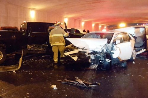 38 avtomobil toqquşdu