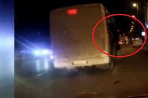 Bakıda avtobus sürücüsü sərnişinlərin həyatını təhlükəyə atır - VİDEO