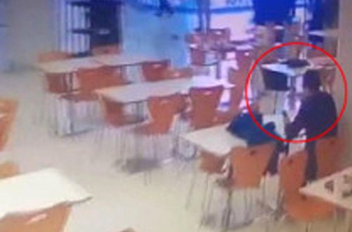 Hər kəs qaçarkən, o, yerindən də tərpənmədi - VİDEO