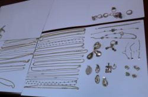 İstanbul-Bakı aviareysində ŞÜBHƏLİ QADIN SƏRNİŞİN - FOTOLAR