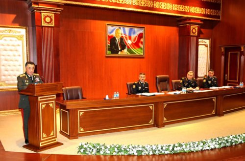 Əlahiddə Çevik Polis Alayında əməliyyat müşavirəsi keçirilib