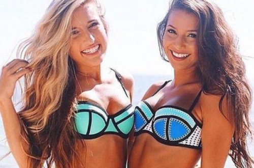 Tələbə qızlar yarıçılpaq fotolarını yayırlar - FOTO