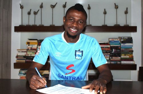 Azərbaycan klubu nigeriyalı futbolçu ilə müqavilə bağlayıb