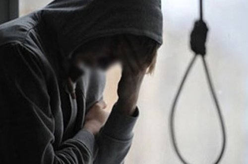 24 yaşlı gənci ailəsi ilgəkdən xilas etdi