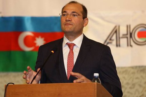 “Niyə Ermənistan səfirliklərinin önündə aksiyalar keçirilmir?”- Razi Nurullayev