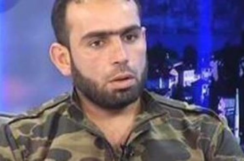 ​Türkmən komandir “od püskürdü” – “Türkiyə 17-45 yaş arası suriyalı kişiləri deportasiya etsin, gəlib torpaqları üçün döyüşsünlər”